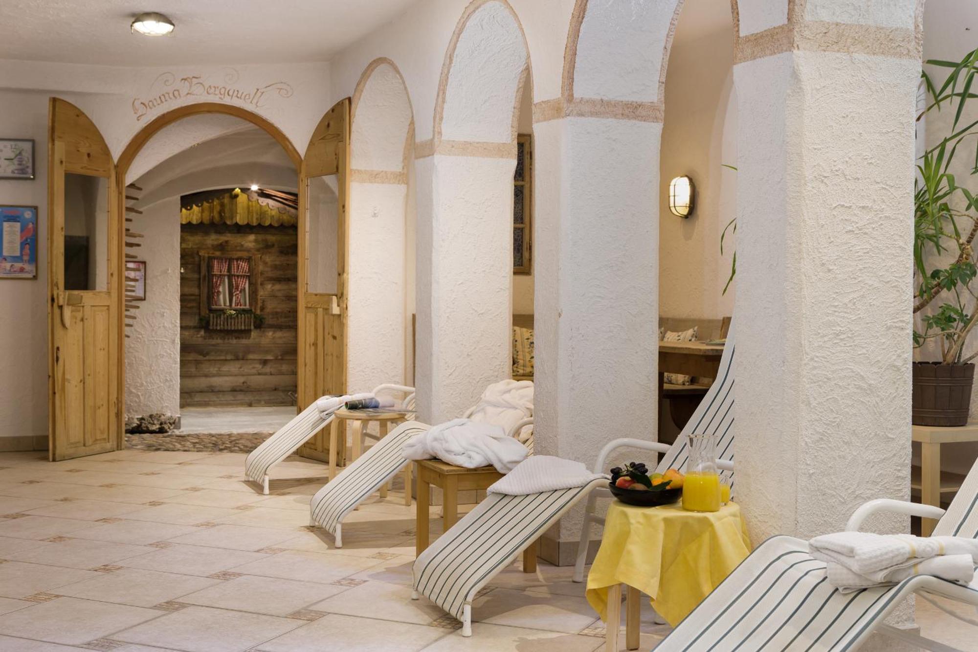 Hotel Bergland Кадипьетра Экстерьер фото